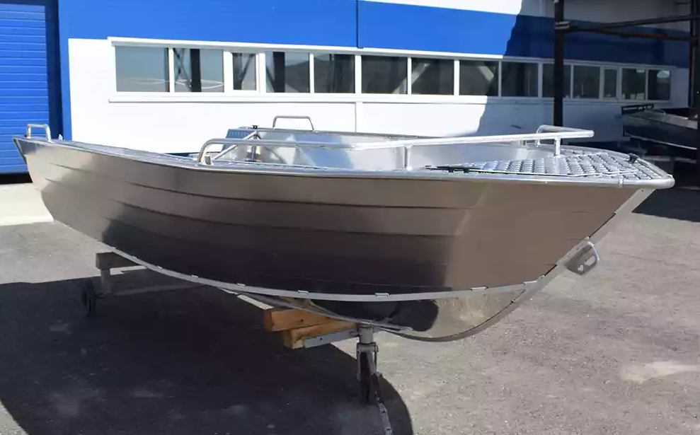 Алюминиевая лодка Неман-500 P в Геленджике