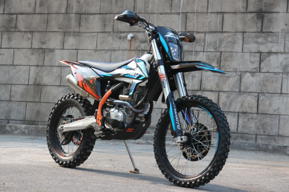 Мотоцикл JHLMOTO JHL Z3 CB250 (172FMM-3A) в Геленджике