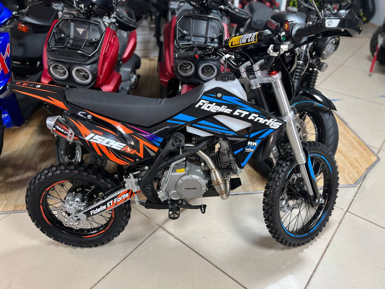 Мотоцикл (питбайк) PROMAX FIDET (ФАЙДЕТ) 190E PRO 17/14 в Геленджике