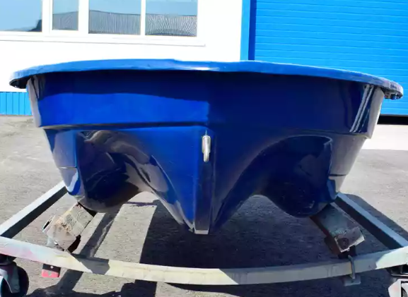 Стеклопластиковая лодка Neman-340 (тримаран) в Геленджике