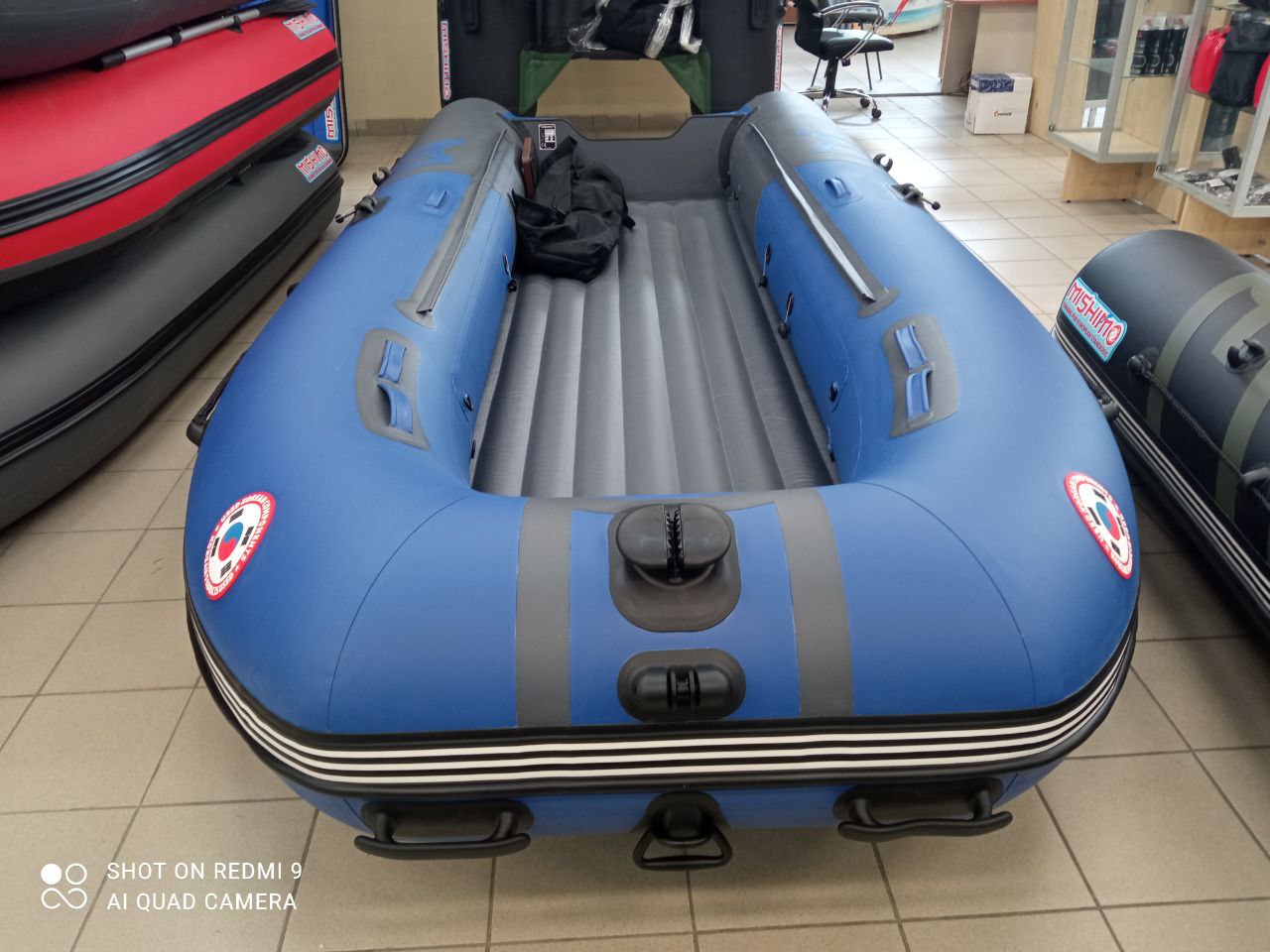 Лодка MISHIMO RIVER JET 400 под водомет в Геленджике