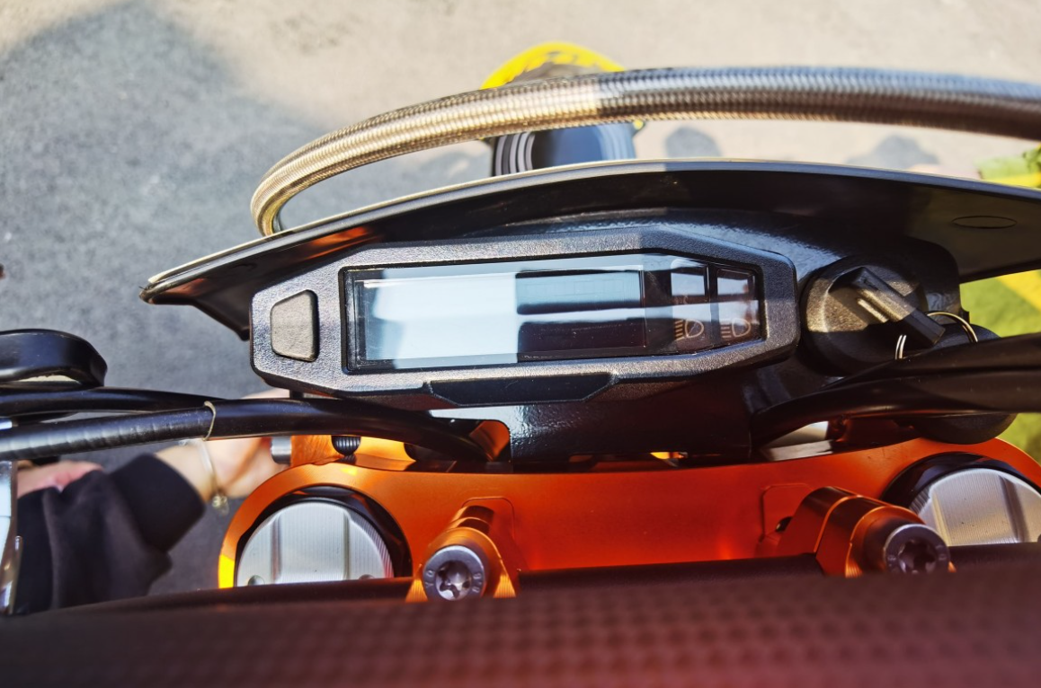 Мотоцикл JHLMOTO JHL Z8 NC300S (182-MN) в Геленджике