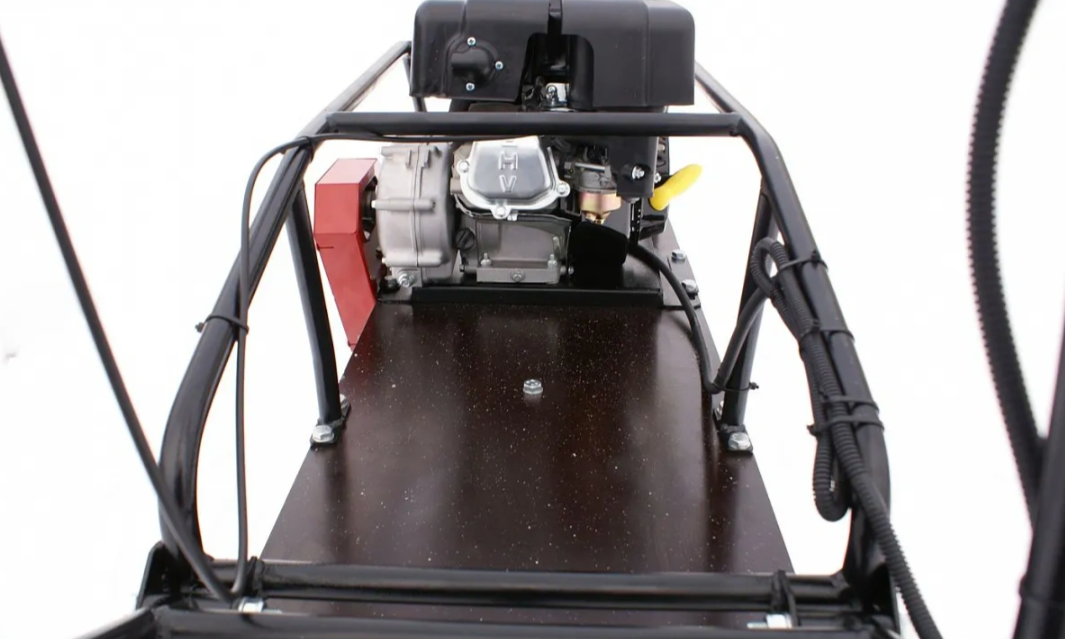 Мотобуксировщик БТС «МАЛЕК» 380/7 БЕЗ э/зап. Б/У в Геленджике