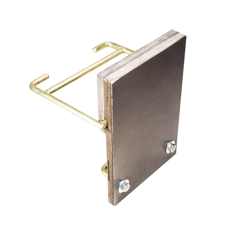 Навесной транец в Геленджике