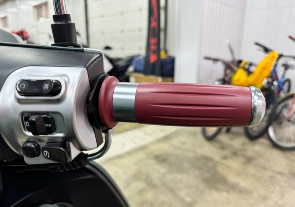 Скутер PROMAX Miami 240 (49) в Геленджике