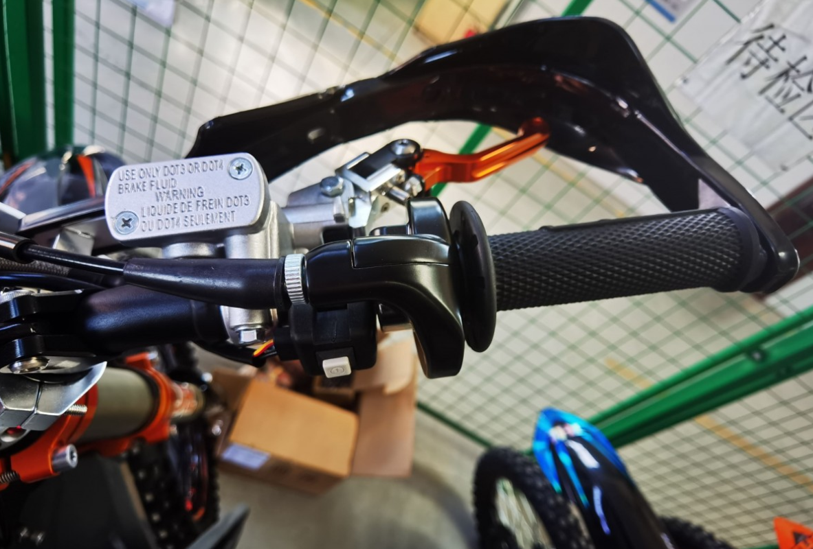 Мотоцикл JHLMOTO JHL Z4 PR250 (172FMM-5) в Геленджике