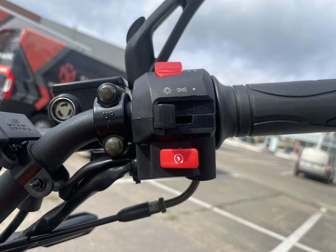 Мопед PROMAX CB150R (49) в Геленджике