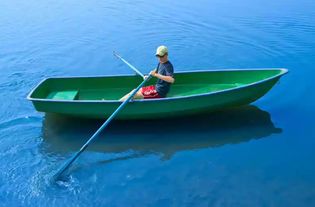 Стеклопластиковая Лодка Голавль в Геленджике