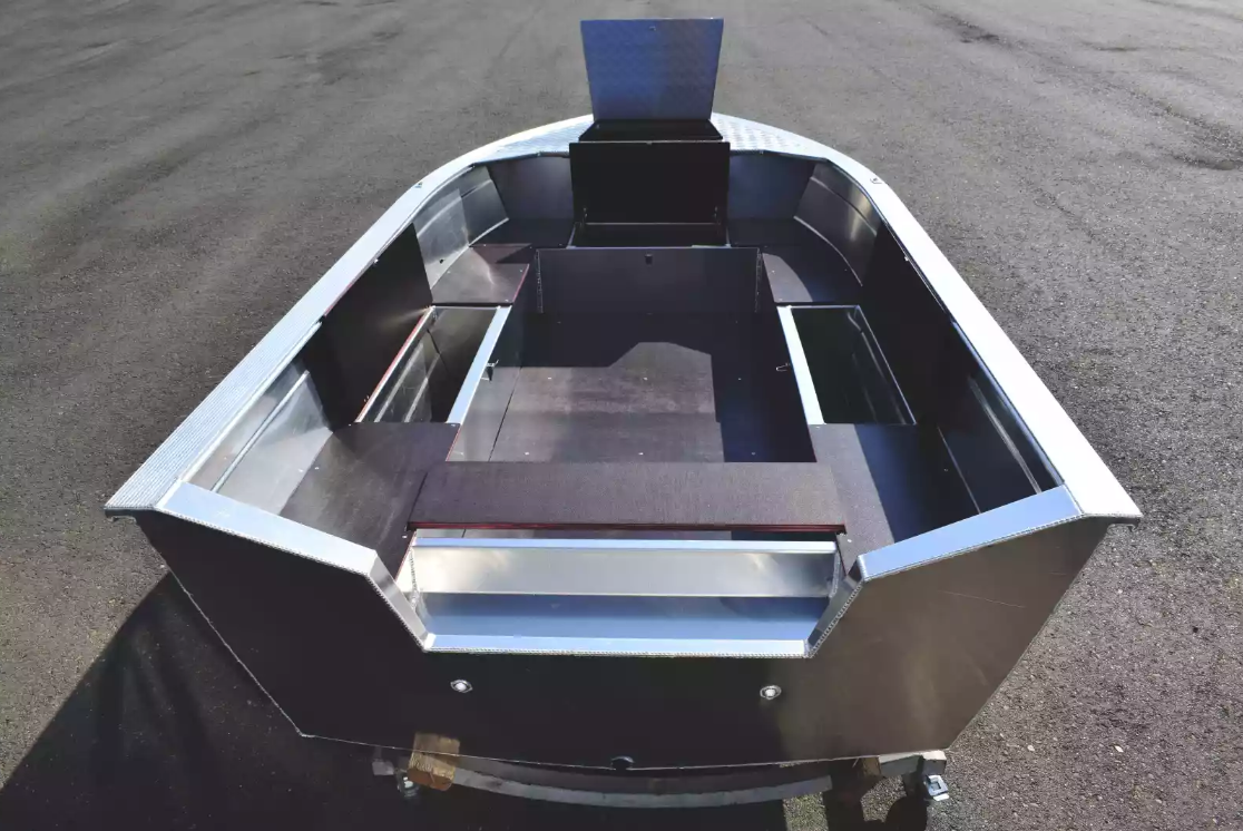 Алюминиевая лодка Неман-400 Р PRO в Геленджике