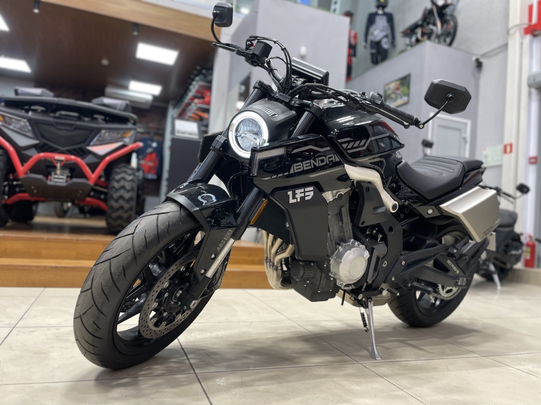 Мотоцикл Benda LFS 700 в Геленджике