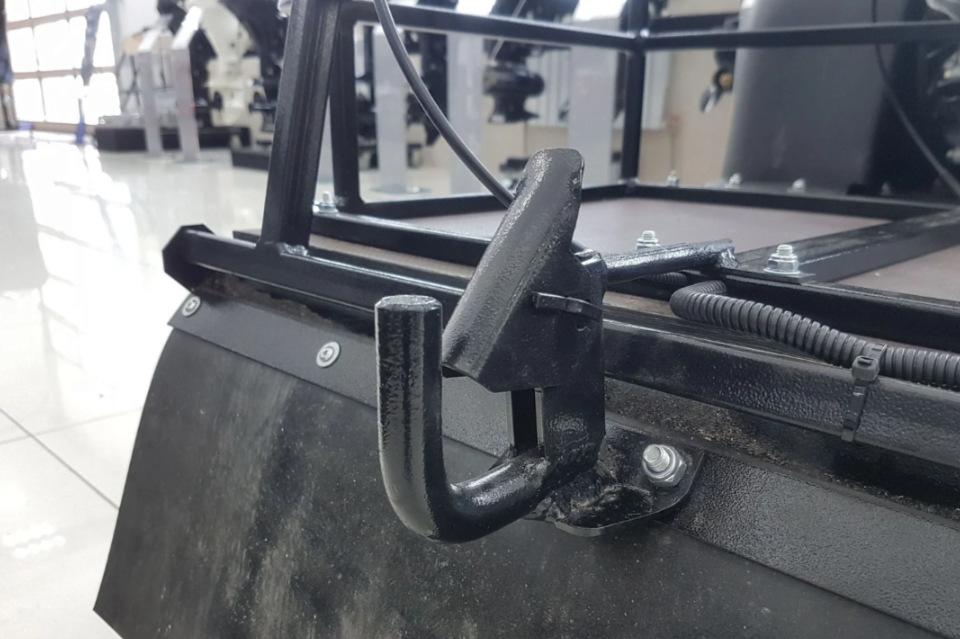 Мотобуксировщик PAXUS 650 AVANT 9 л.с. в Геленджике