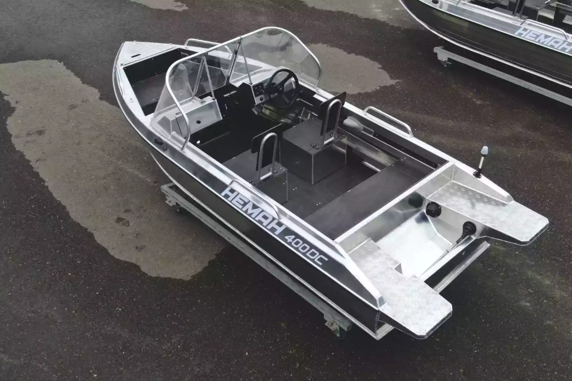 Алюминиевая лодка  Neman-400 DC в Геленджике