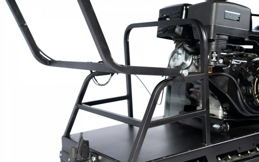 Мотобуксировщик БУРЛАК-M2 LFS 15 л.с. с эл/зап (передний привод, склизы) в Геленджике