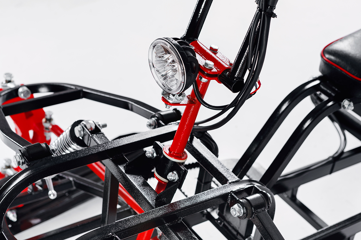 Лыжный модуль IKUDZO с подогревом ручек пластиковые лыжи в Геленджике