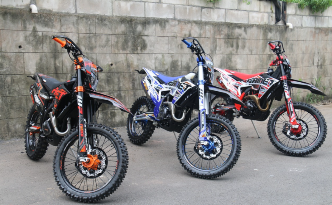 Кроссовый мотоцикл FAIDET NC300S ULTRA WP в Геленджике