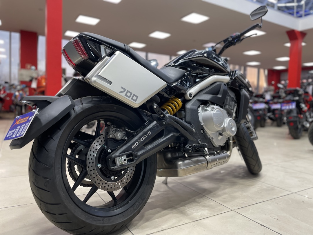Мотоцикл Benda LFS 700 в Геленджике
