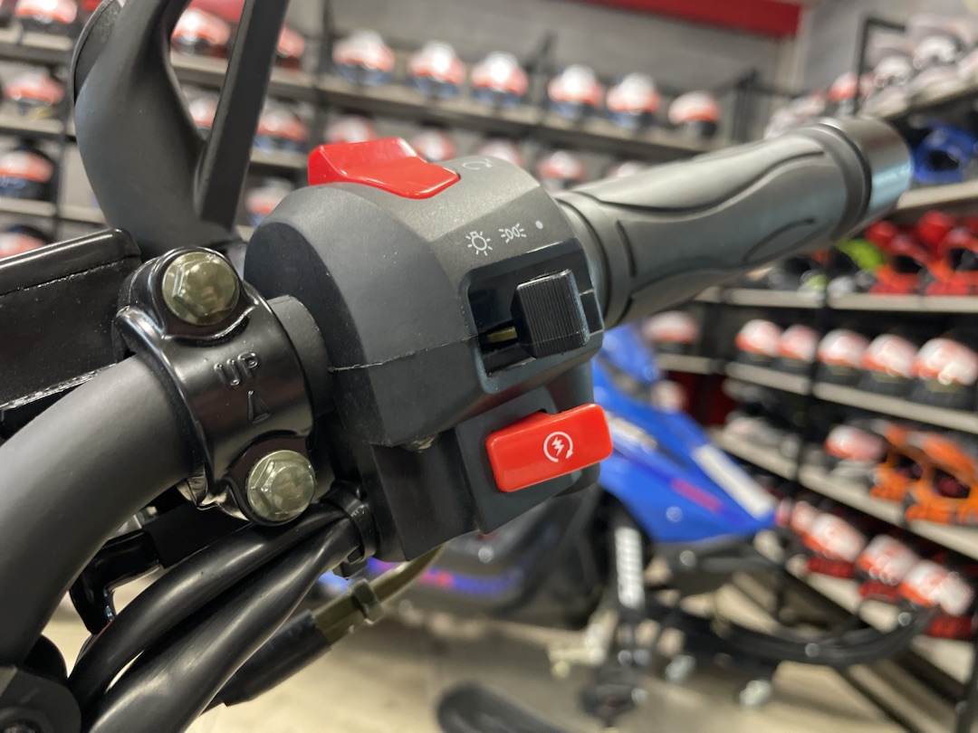 Мопед PROMAX CB150R (49) в Геленджике