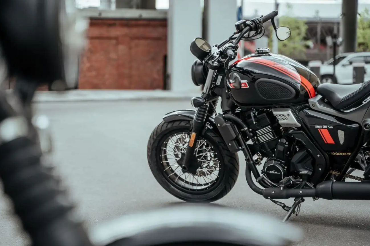 Мотоцикл CJ Adept Solo 700 в Геленджике