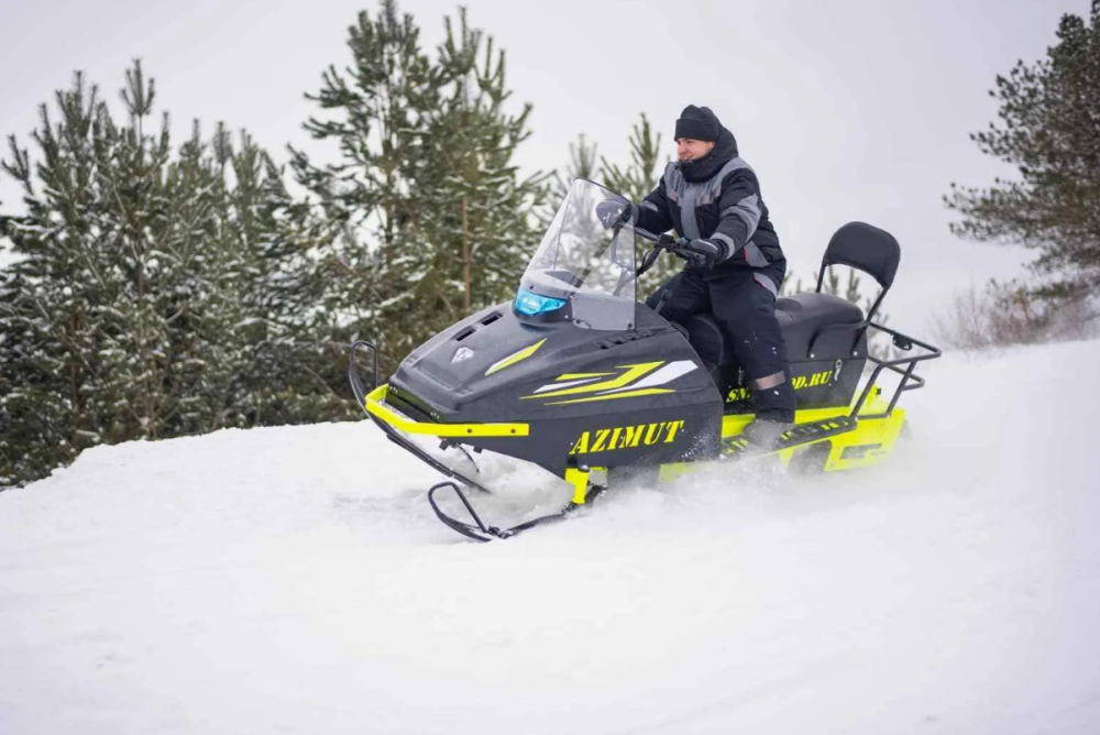 Миниснегоход Бурлак Азимут 24 л.с. , эл.запуск, реверс, тормоз гидравл, капот черный в Геленджике