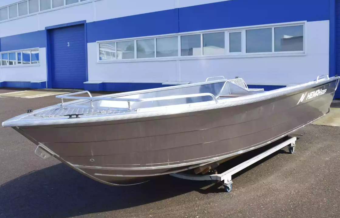 Алюминиевая лодка Неман-500 P в Геленджике