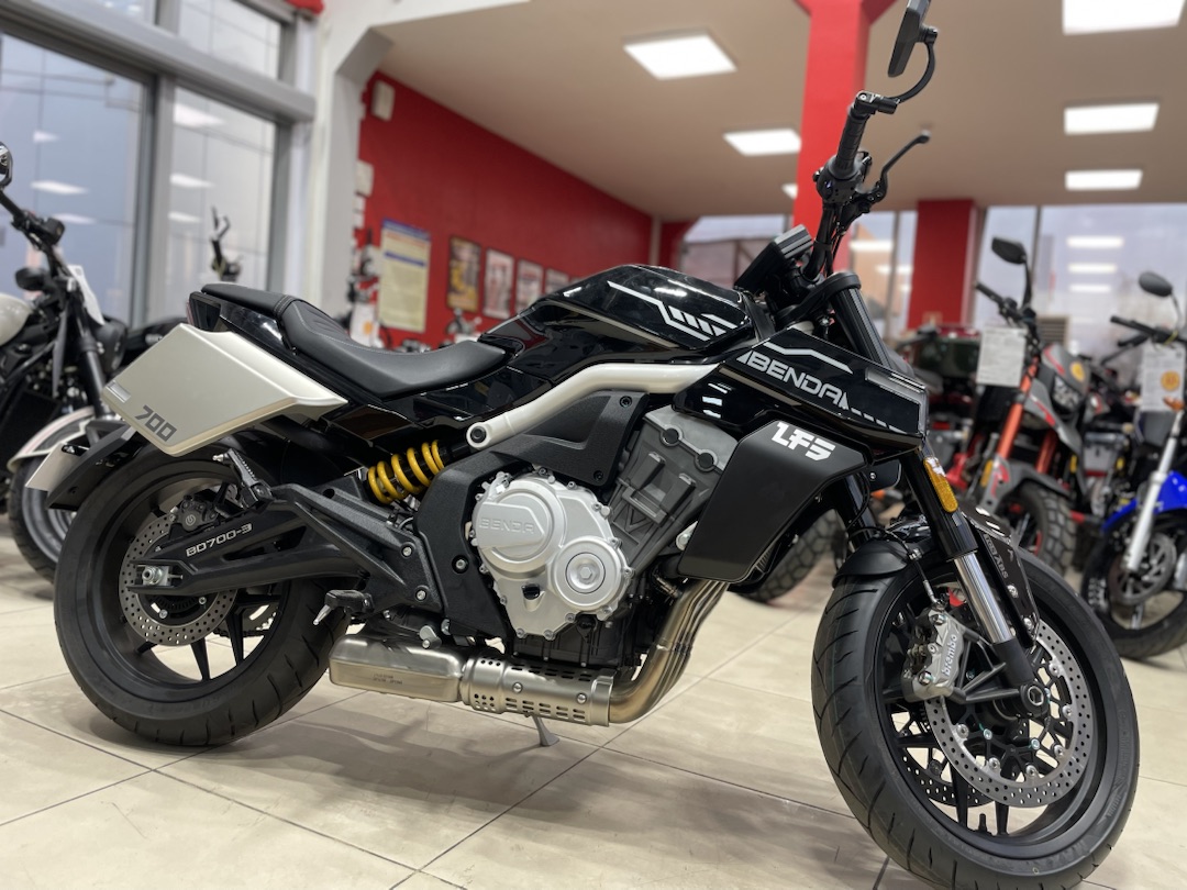 Мотоцикл Benda LFS 700 в Геленджике