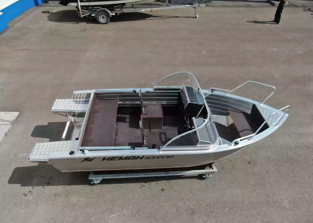 Алюминиевая лодка  Неман-400 DCM NEW в Геленджике