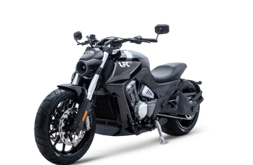 Мотоцикл Benda LFC 700 в Геленджике