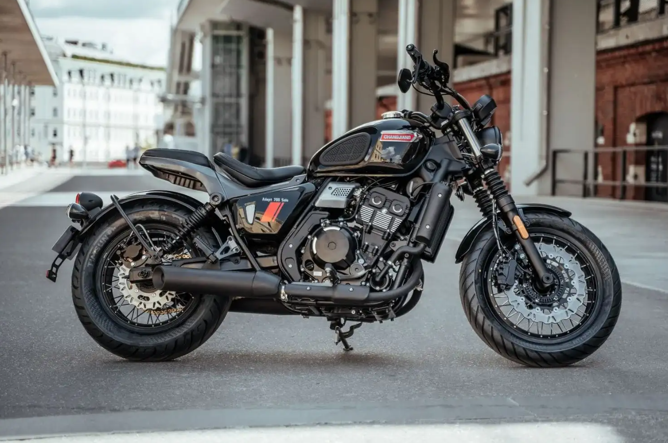 Мотоцикл CJ Adept Solo 700 в Геленджике