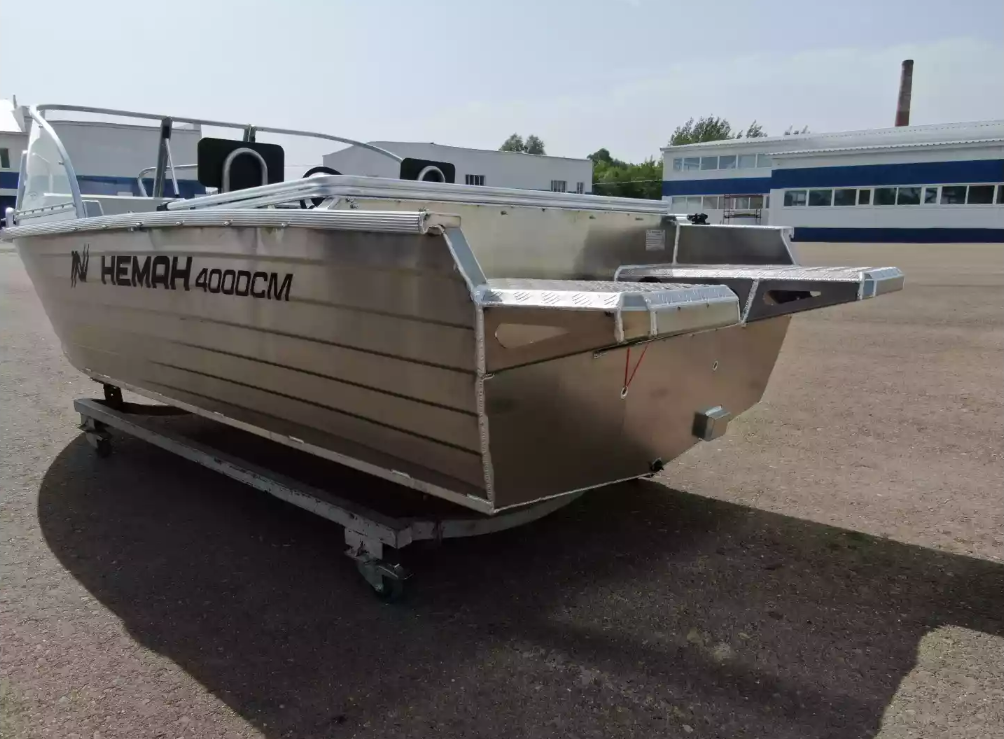 Алюминиевая лодка  Неман-400 DCM NEW в Геленджике