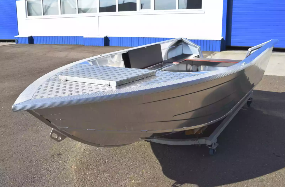 Алюминиевая лодка Неман-400 Р PRO в Геленджике