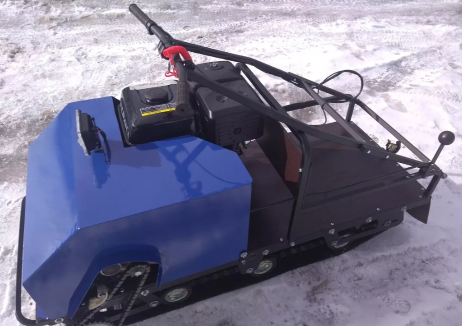 Мотобуксировщик AhtaR ЗИМА с реверсом (задний ход) в Геленджике