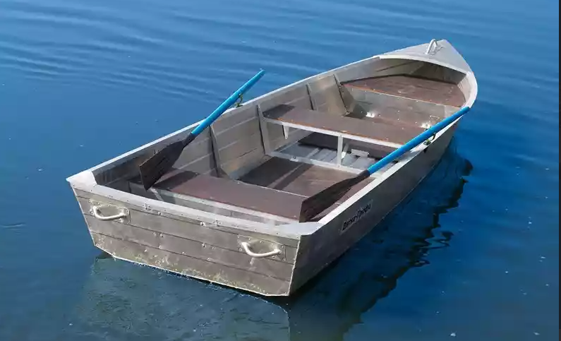 Алюминиевая лодка Вятка-Профи 37 в Геленджике