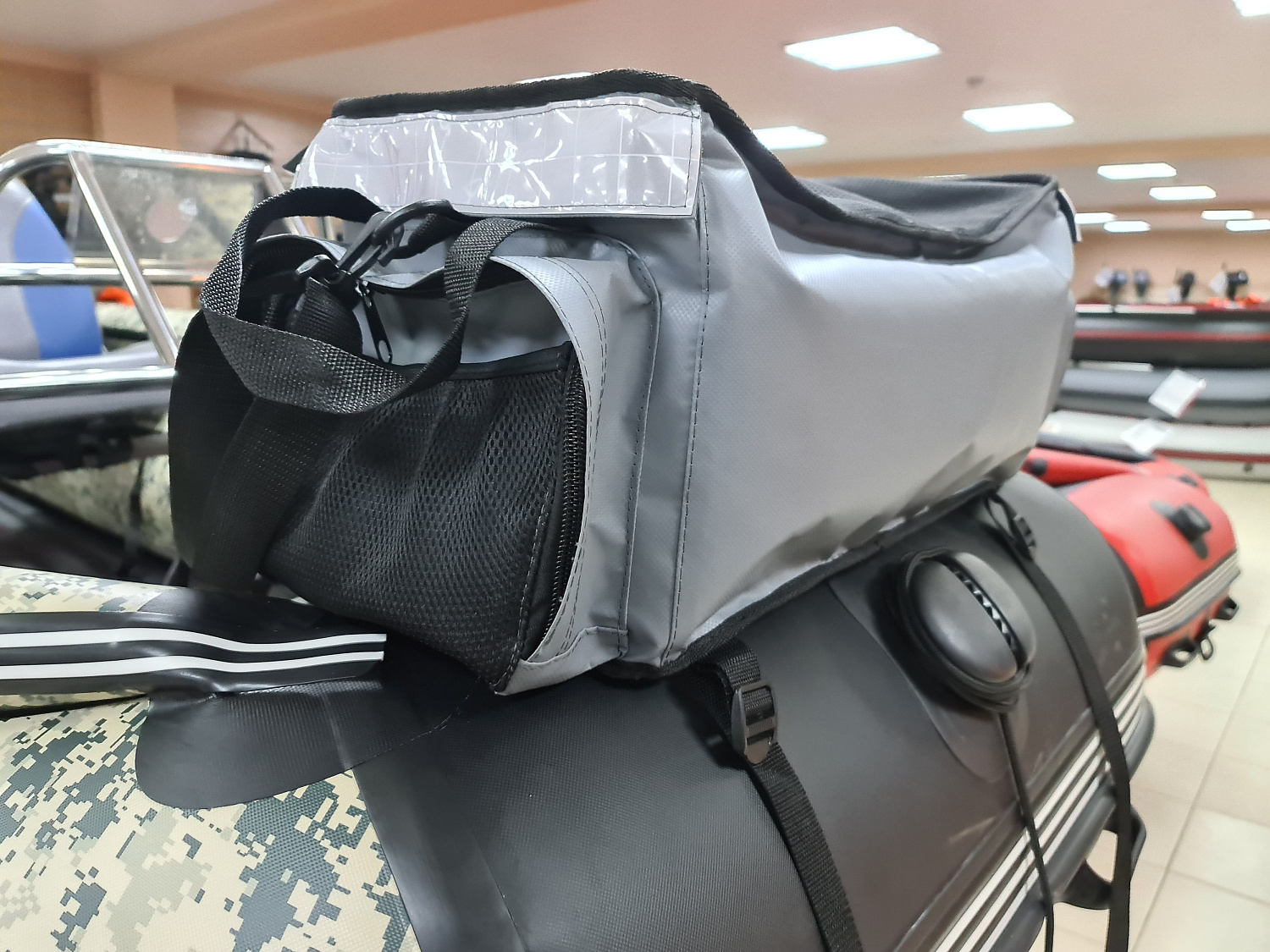 СУМКА ЛЮКС НА БАЛЛОН ДЛЯ ЛОДОК ПВХ 50Х25Х25 СМ в Геленджике