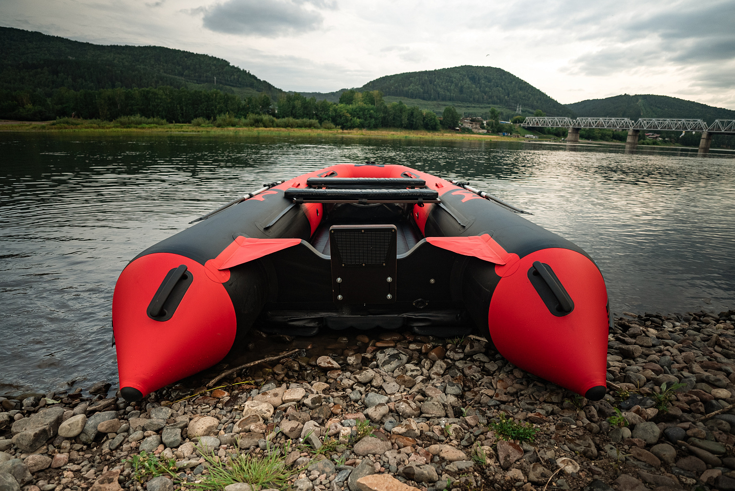Лодка MISHIMO RIVER JET 400 под водомет в Геленджике