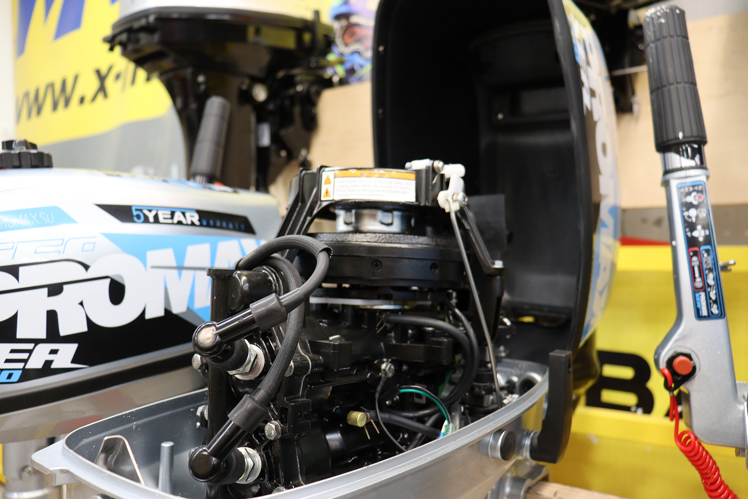 Лодочный мотор PROMAX SP9.9FHS LIGHT в Геленджике