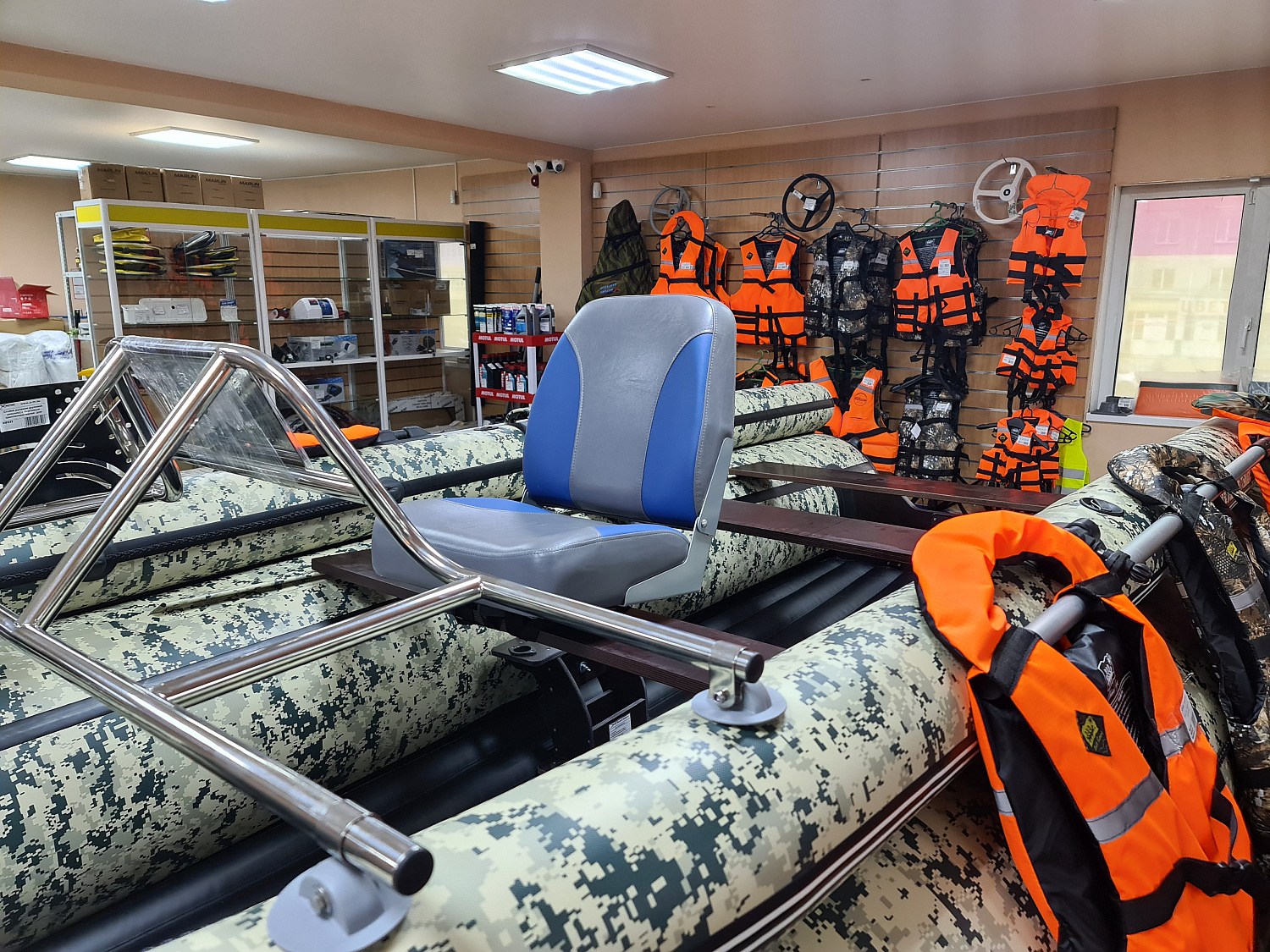 КРЕСЛО МЯГКОЕ РАСКЛАДНОЕ С ПОВОРОТНЫМ МЕХАНИЗМОМ ДЛЯ ЛОДОК в Геленджике