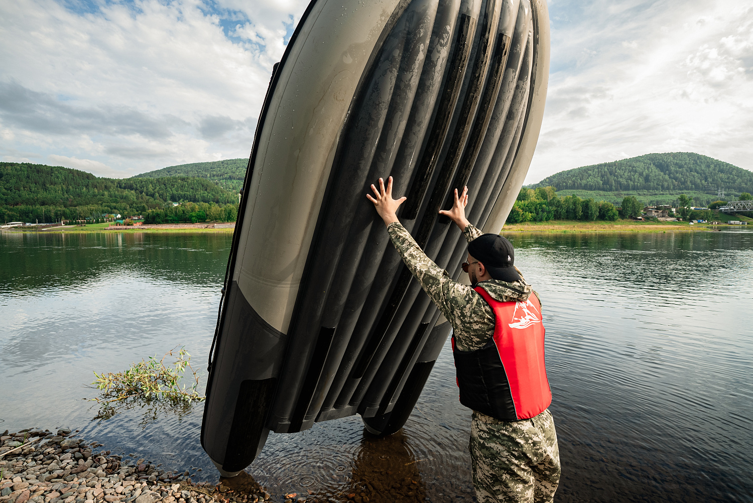 Лодка MISHIMO RIVER JET 390 под водомет в Геленджике