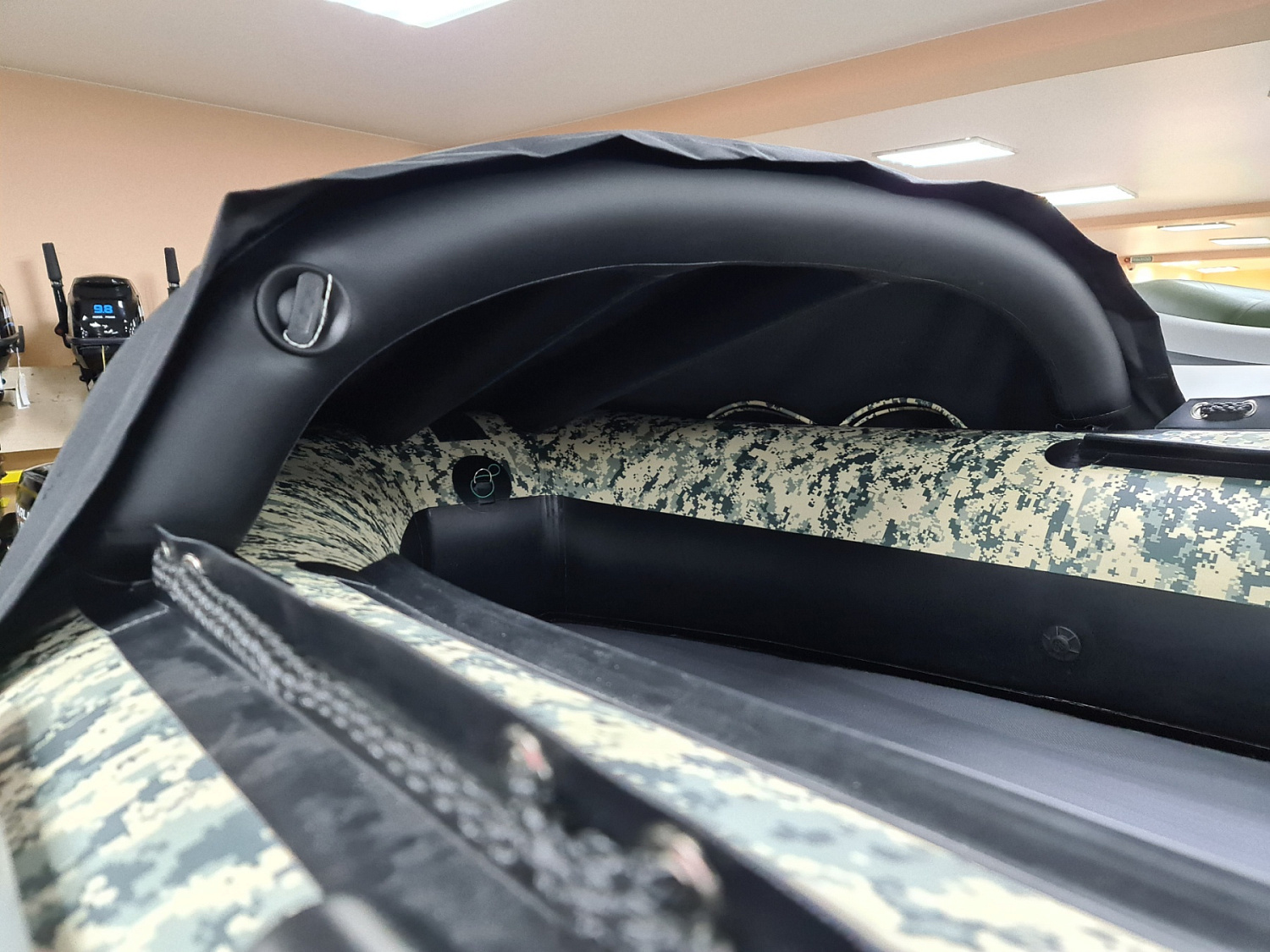 КОМПЛЕКТ НОСОВОГО ТЕНТА К ЛОДКЕ SMARINE AIR MAX 330 ЧЕРНЫЙ в Геленджике