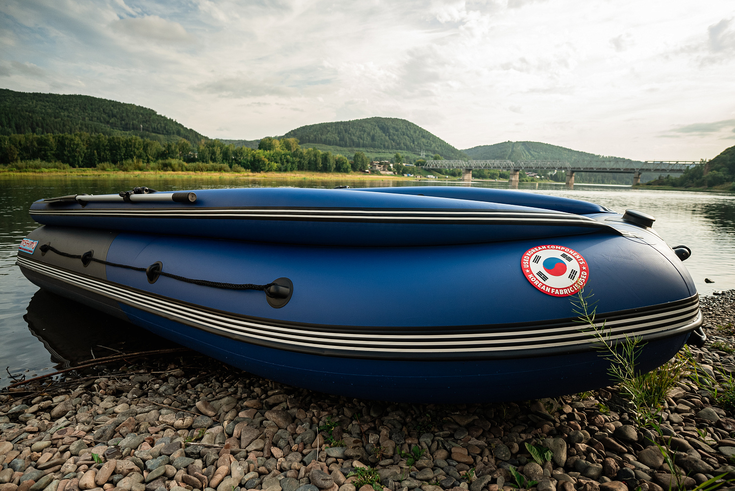 Лодка MISHIMO RIVER FJET PRO 410  под водомет в Геленджике