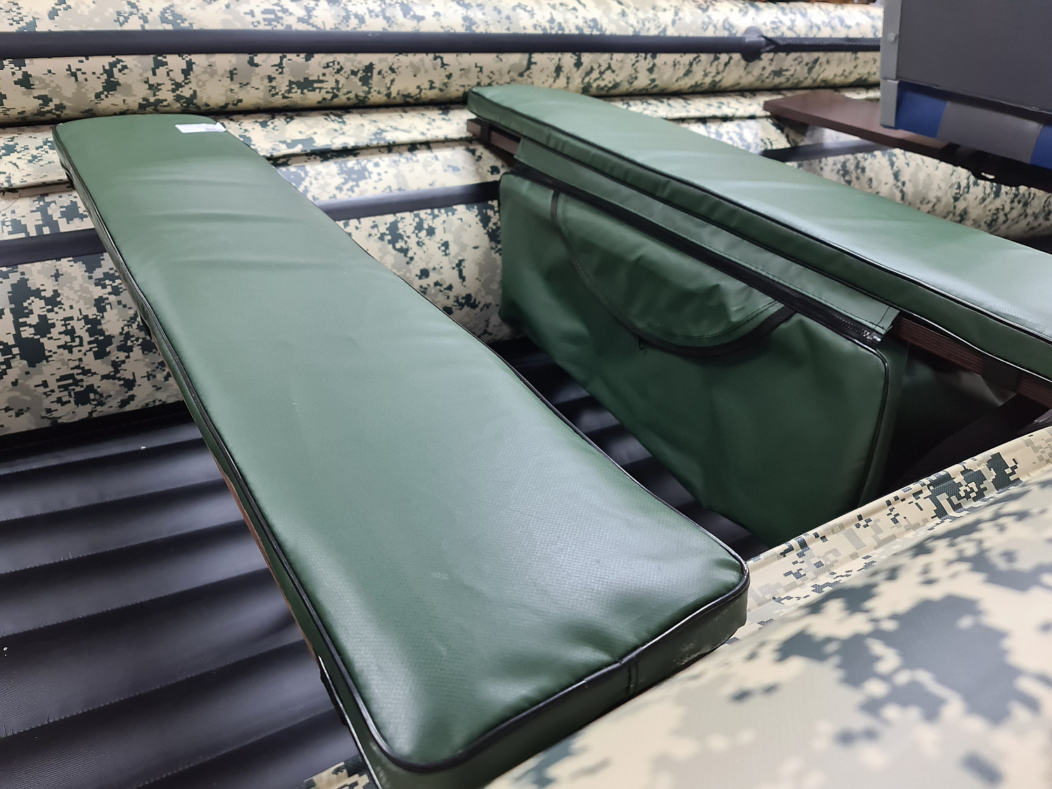 КОМПЛЕКТ МЯГКИХ НАКЛАДОК С СУМКОЙ ДЛЯ ЛОДОК 110Х20 ЗЕЛЕНЫЙ в Геленджике