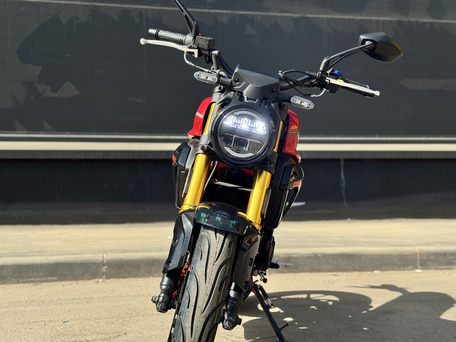 Мотоцикл PROMAX CB300 в Геленджике