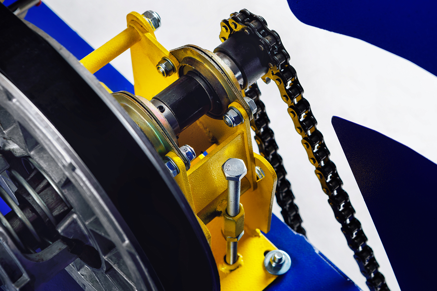 МОТОБУКСИРОВЩИК SNOW DOG 15 л.с. в Геленджике