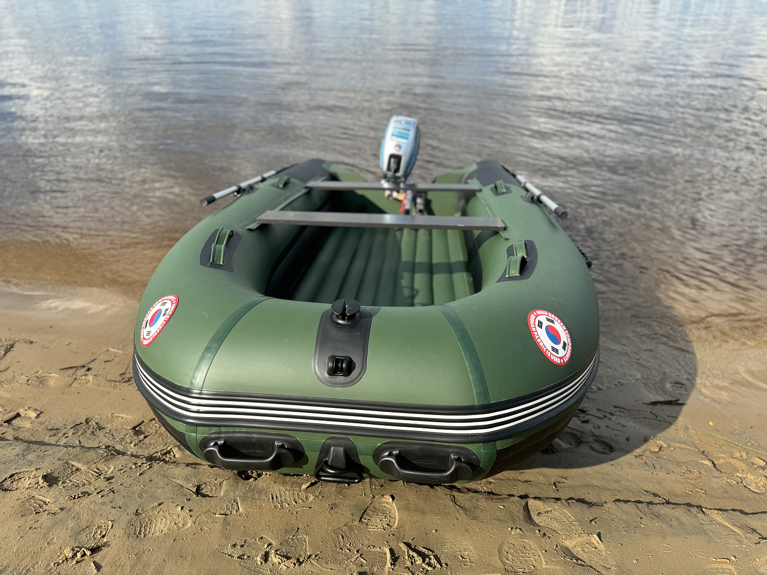 Лодка MISHIMO BIG FLOOR 360 в Геленджике